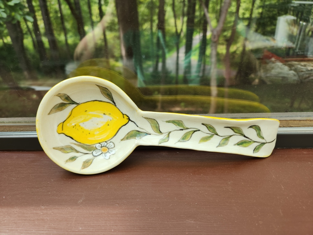 Lemon-themed spoon rest